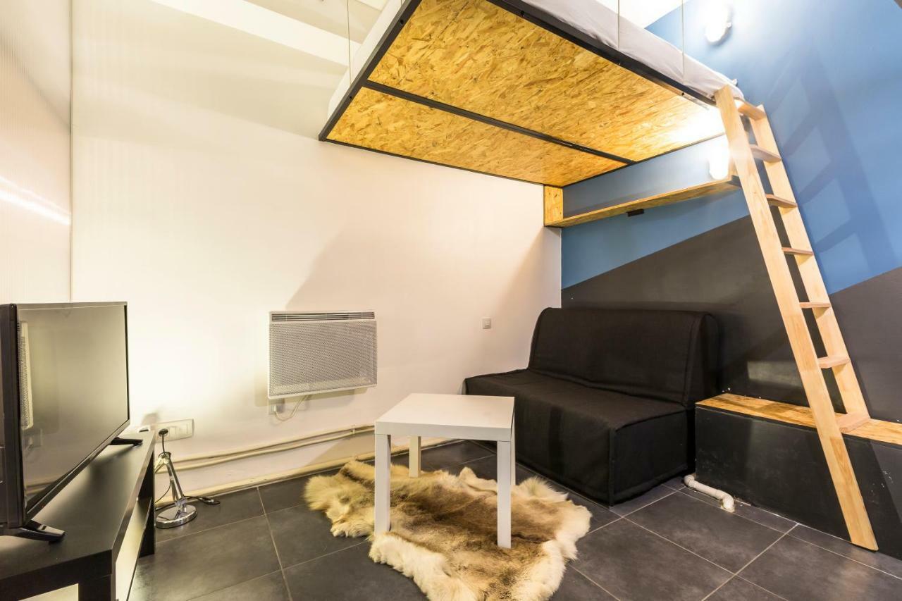 Pretty 25 M2 In A Lively District Apartment Paris Exterior photo